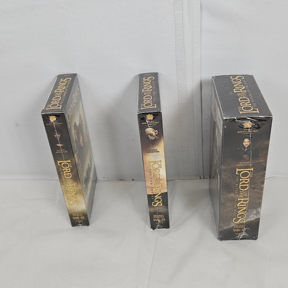 New factory sealed* VHS☆☆ Lord of the Rings trilogy♡ rare☆ collectable * - Picture 6 of 15